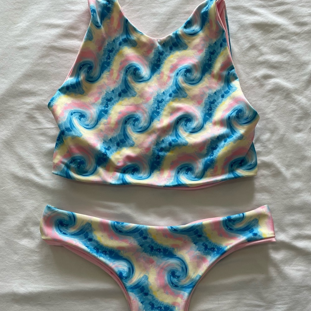 Tie Dye Wave Print Bikini Set